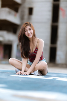 小区电工老周和赵美娜